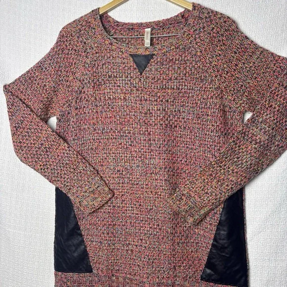 Xhilaration Women's Pink and Black Textured Crew Neck Sweater - Picture 4 of 10